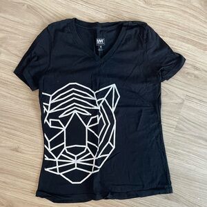 Black Geometric Animal Tshirt